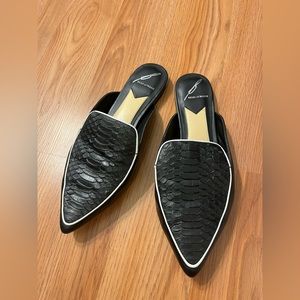 Brian Atwood Sonja Mules